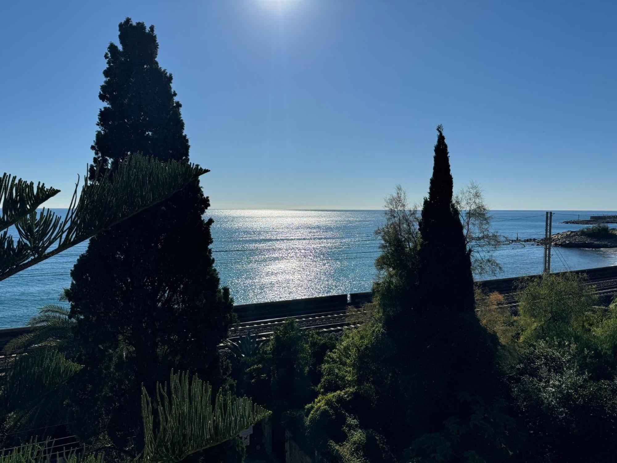 Hotel Lora Rda Luxury Bordighera Εξωτερικό φωτογραφία